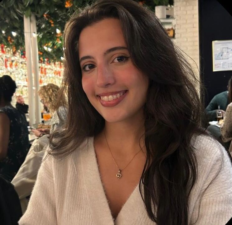 name Sirine title Community Manager name Sirine title Community Manager